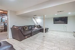 914 N 29th St, Allentown City, PA 18104 - Photo 25