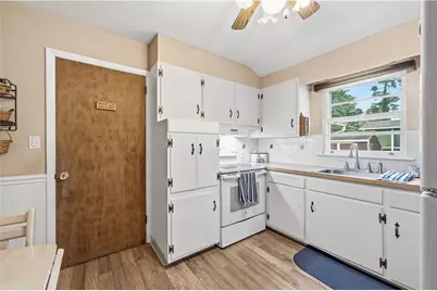 2644 W Pennsylvania Street, South Whitehall Township, PA 18104 - Photo 21