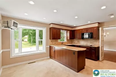 613 E Macada Road, Bethlehem City, PA 18017 - Photo 11