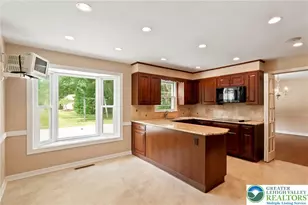 613 E Macada Rd, Bethlehem City, PA 18017 - Photo 11