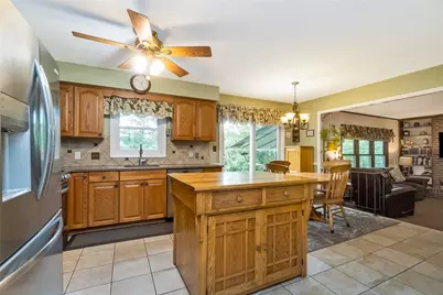 2042 Hilltop Road, Lower Saucon Township, PA 18015 - Photo 7