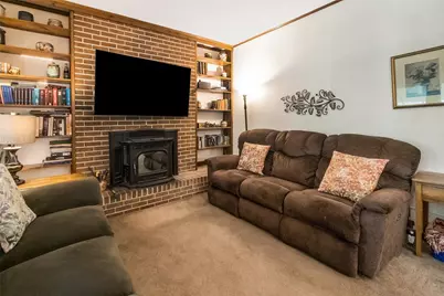 2042 Hilltop Road, Lower Saucon Township, PA 18015 - Photo 13