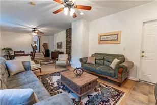 2153 Valley View Dr S, Hamilton Twp, PA 18353 - Photo 11