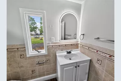 229 Pocono Boulevard, Bushkill, PA 18324 - Photo 19