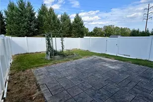 306 Milkweed Dr, Upper Macungie Township, PA 18104 - Photo 19