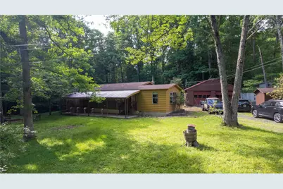 8 Cross Roads Drive, Penn Forrest, PA 18229 - Photo 27
