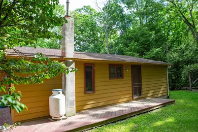 8 Cross Roads Drive, Penn Forrest, PA 18229 - Photo 17