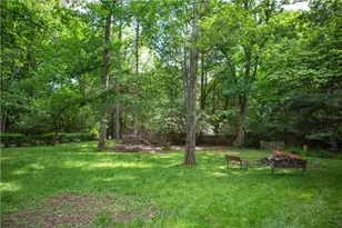 8 Cross Rds Dr, Penn Forrest, PA 18229 - Photo 21