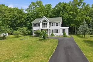 63 Fox Hill Rd, Penn Forrest, PA 18210 - Photo 3