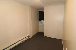 215 W Coal St, Shenandoah, PA 17976 - Photo 5