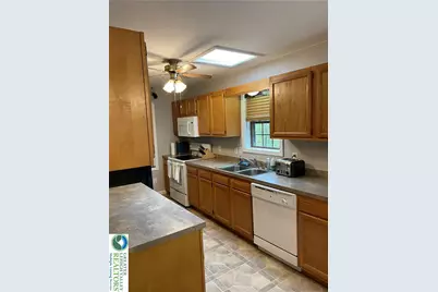 1037 Maplewood Drive, Newfoundland, PA 18445 - Photo 15
