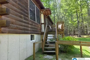 1037 Maplewood Dr, Newfoundland, PA 18445 - Photo 3