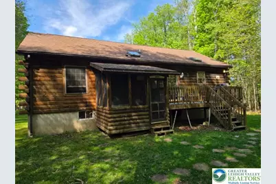 1037 Maplewood Drive, Newfoundland, PA 18445 - Photo 7