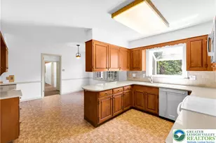 3325 Green Meadow Dr, Bethlehem City, PA 18017 - Photo 15