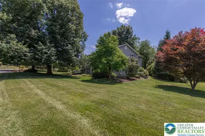 3325 Green Meadow Drive, Bethlehem City, PA 18017 - Photo 3