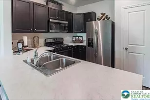 2160 S Poplar St, Allentown City, PA 18103 - Photo 5