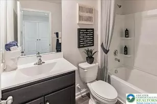 2160 S Poplar St, Allentown City, PA 18103 - Photo 15