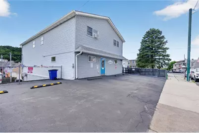 162 W Ridge Street, Lansford, PA 18232 - Photo 3
