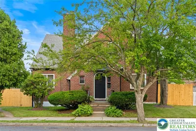 726 Seneca Street, Fountain Hill, PA 18015 - Photo 3