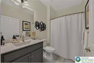 3943 Victors Way, Bethlehem Township, PA 18045 - Photo 13
