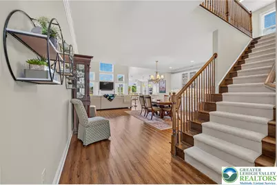 3943 Victors Way, Bethlehem Township, PA 18045 - Photo 15