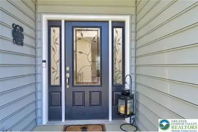 3943 Victors Way, Bethlehem Township, PA 18045 - Photo 7