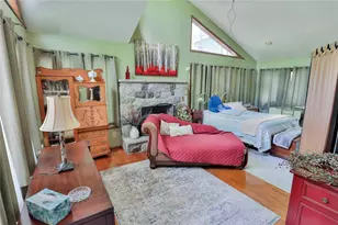 2114 Lansdale Dr, Stroud Twp, PA 18301 - Photo 11