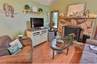2114 Lansdale Drive, Stroud Twp, PA 18301 - Photo 7