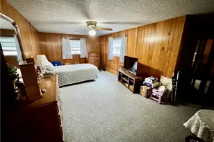 137 N 3rd St, Lehighton Boro, PA 18235 - Photo 9