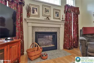 4022 Redwood Dr, Bethlehem Township, PA 18020 - Photo 9