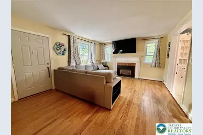 2303 Huntington Street, Bethlehem, PA 18017 - Photo 3