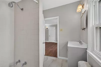 21 E Ettwein Street, Bethlehem City, PA 18018 - Photo 11