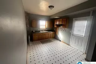 229 N 9th St, Pottsville, PA 17901 - Photo 9