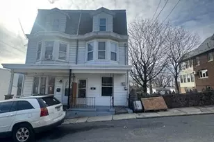 229 N 9th St, Pottsville, PA 17901 - Photo 1