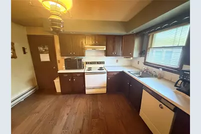 5963 Valley Road, Washington Township, PA 18080 - Photo 5