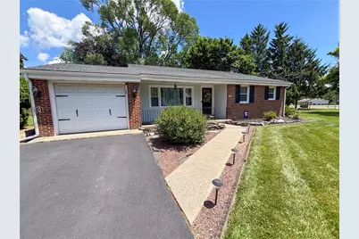 8602 Penny Drive, East Allen Township, PA 18014 - Photo 3