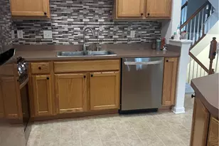 1051 Sparrow Way, Upper Macungie Township, PA 18031 - Photo 9