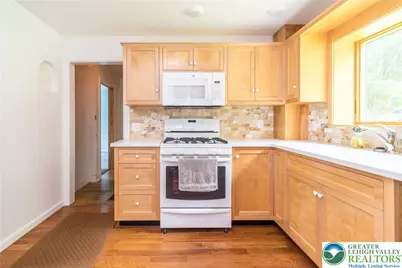 1815 Leithsville Rd, Lower Saucon Township, PA 18055 - Photo 9