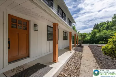 2011 Greenwood Road, Allentown City, PA 18103 - Photo 5