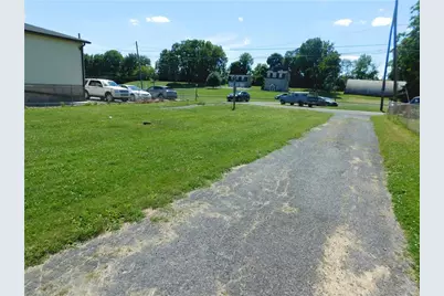 310 S Main Street, Nazareth Boro, PA 18064 - Photo 9