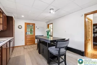 2021 Leithsville Road, Lower Saucon Township, PA 18055 - Photo 11