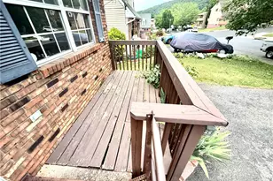 7 W Pittston St, Allentown City, PA 18103 - Photo 3