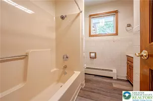 5226 Beechwood Rd, Tobyhanna Twp, PA 18610 - Photo 15