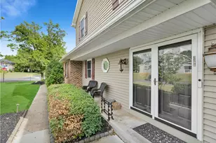 3396 Darien Rd, Bethlehem City, PA 18020 - Photo 5