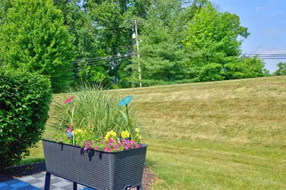 162 Glenmoor Circle N, Easton, PA 18045 - Photo 35