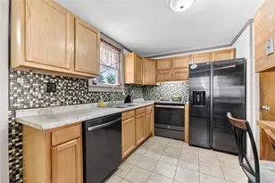 108 Chestnut St, Coplay Boro, PA 18037 - Photo 9