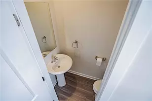 7640 Clayton Ave, Coopersburg Boro, PA 18036 - Photo 11