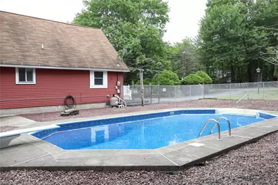 117 Chippewa Trail, Penn Forrest, PA 18210 - Photo 5
