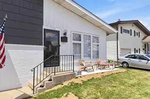 1739 Whitehall St, Allentown City, PA 18104 - Photo 5