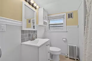 1056 Detweiler Ave, Hellertown Boro, PA 18055 - Photo 17